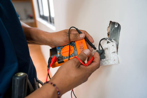 Best Affordable Emergency Electrician  in Delcambre, LA